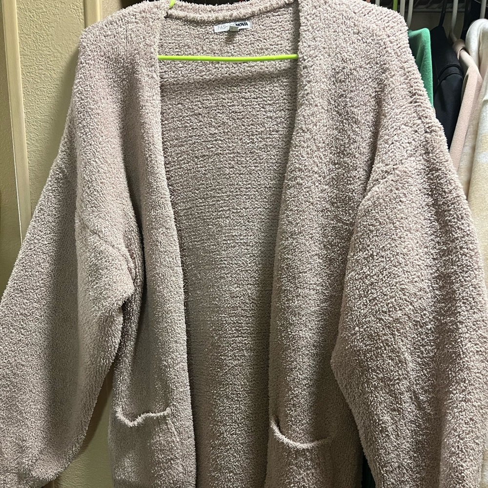 FASHION NOVA Nude, Tan Cozy Fleece Cardigan with leggings. WOMANS Size Small.
